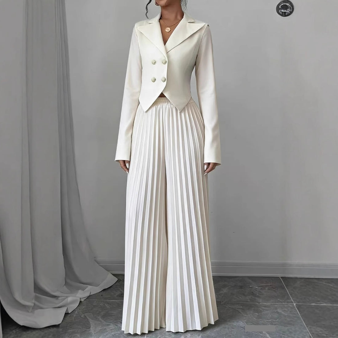 Women's Two Piece Suit Set - Double Breasted Cropped Blazer - Pleated Wide Leg Pants