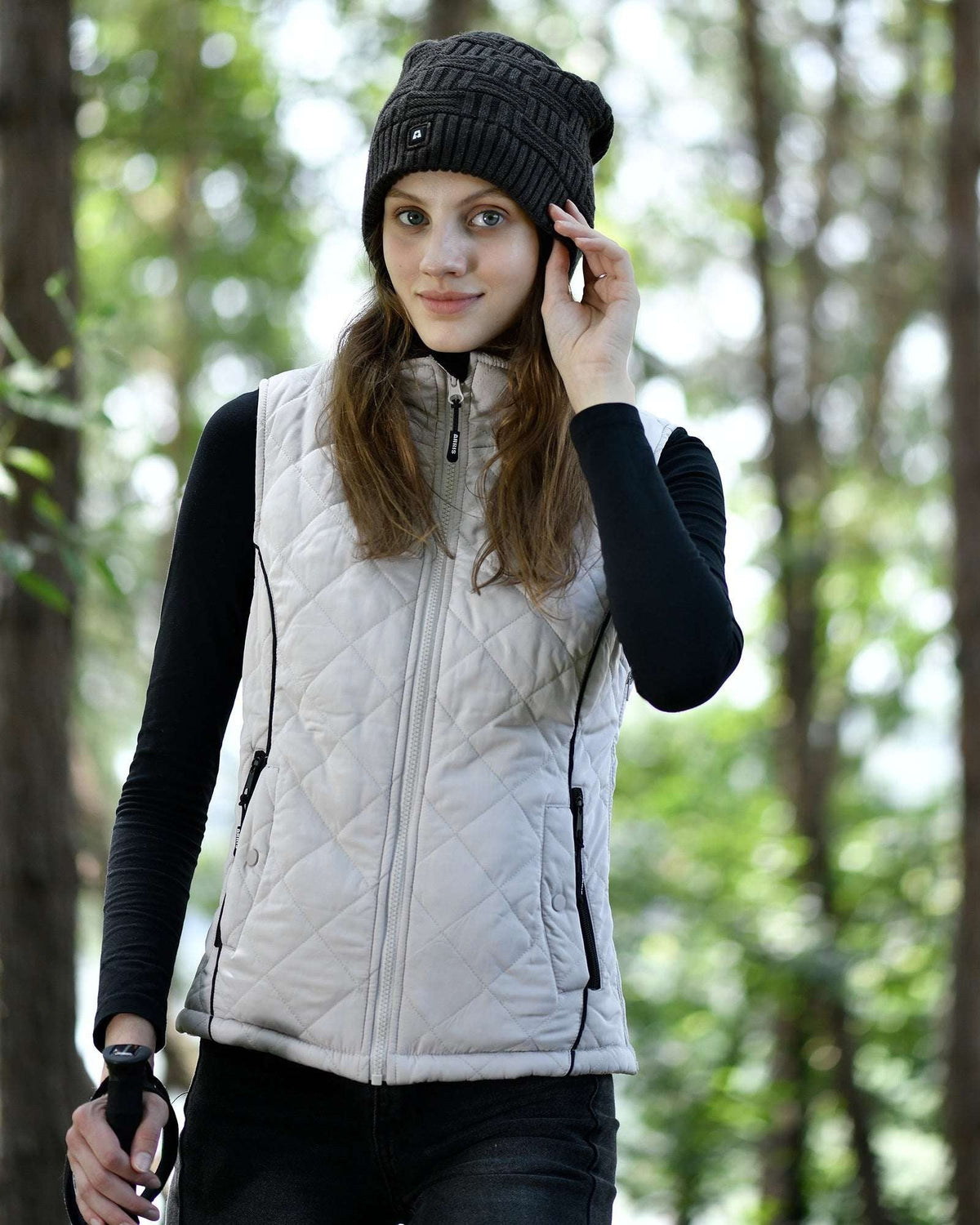 Women Electric Heated Vest with Adjustable Side Zippers and Thermal Warmth