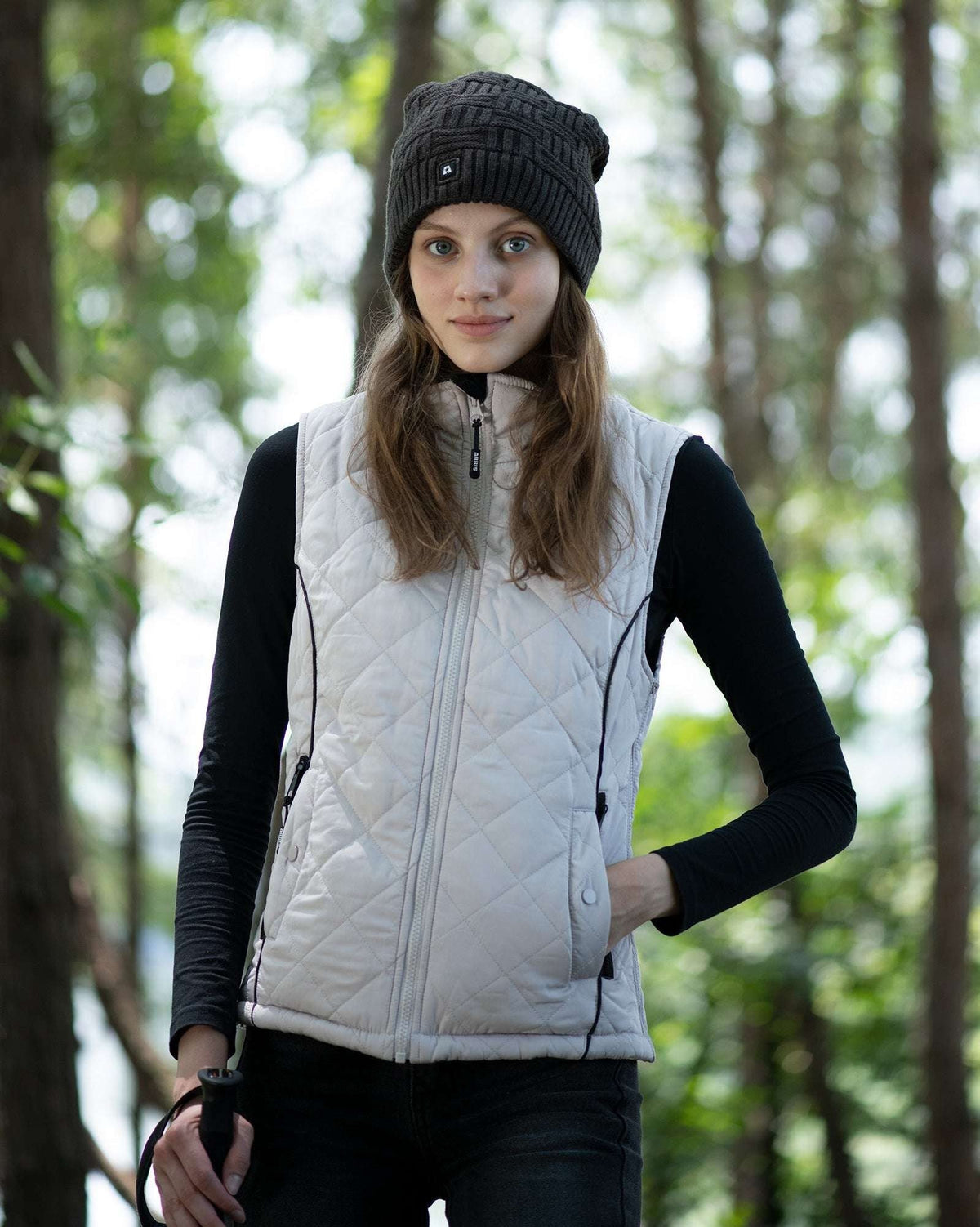 Women Electric Heated Vest with Adjustable Side Zippers and Thermal Warmth