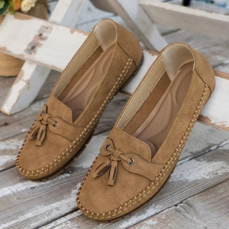 Memory Foam Loafers with Contoured Arch Support and Bow Detail