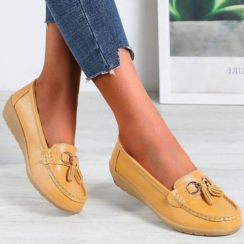 Women Casual Leather Driving Loafers with Flexible Cushioned Sole for Daily Comfort