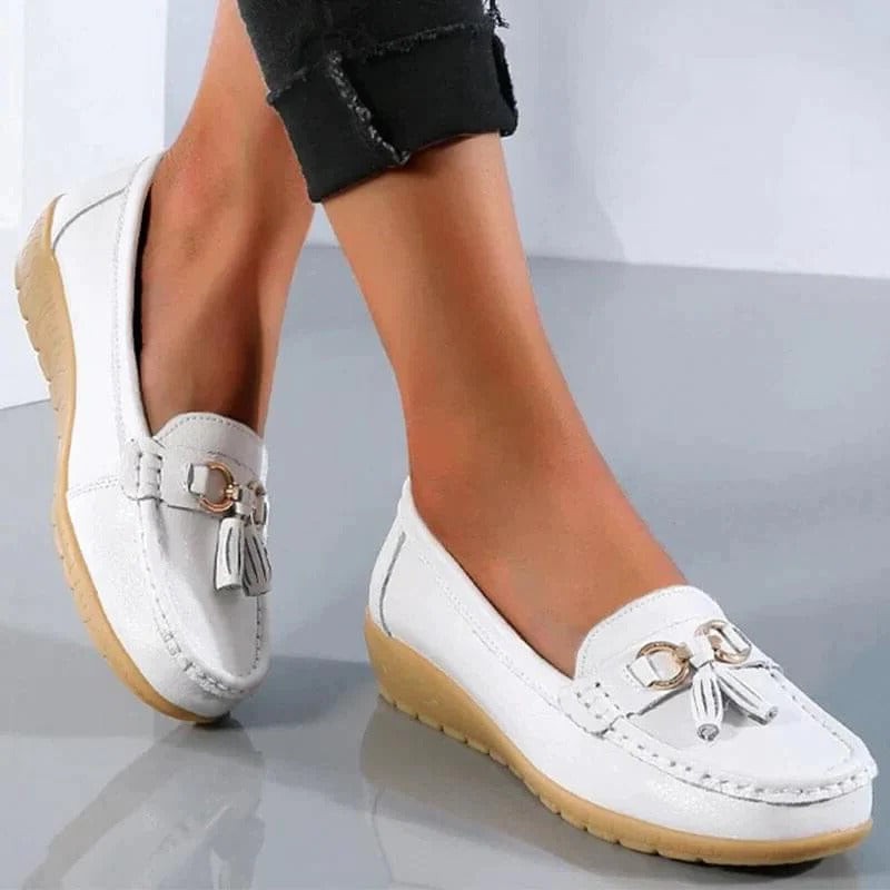 Women Casual Leather Driving Loafers with Flexible Cushioned Sole for Daily Comfort