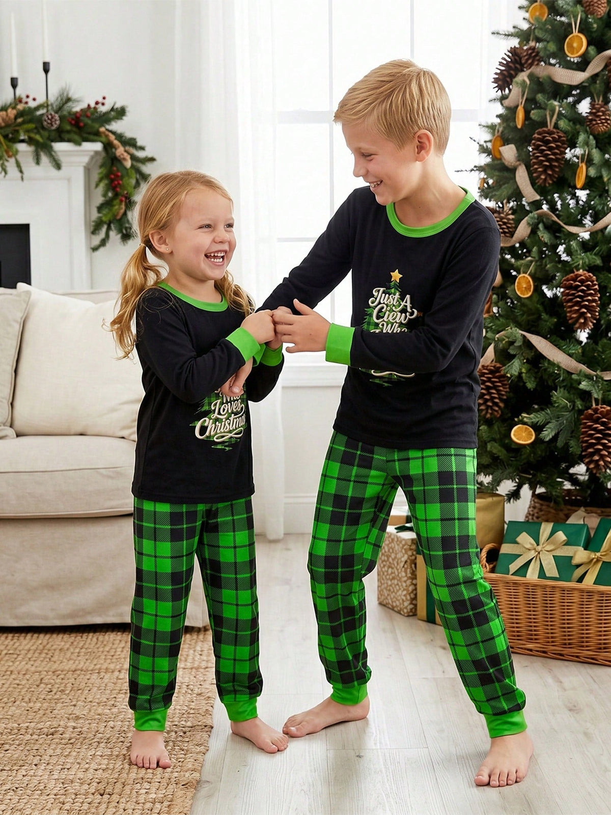 Children's Black Plaid Two-Piece Set with Long Sleeves and Elastic Waistband