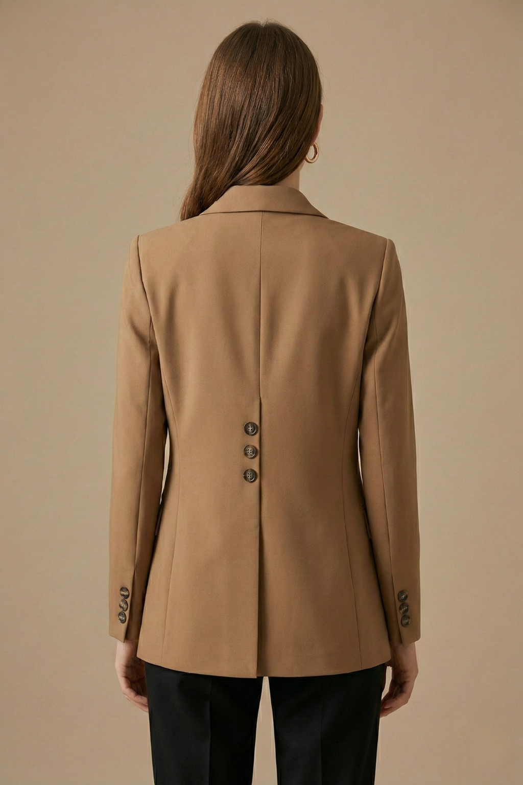 Women’s Tailored Single-Button Blazer with Notched Lapels