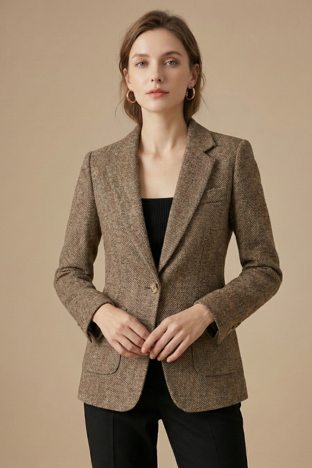 Women’s Tailored Single-Button Blazer with Notched Lapels and Patch Pockets