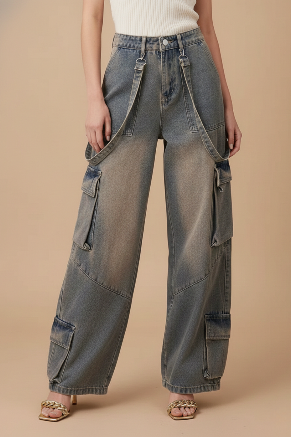 Women’s Loose-Fit Wide-Leg Pants with Cargo Pockets and Strap Details