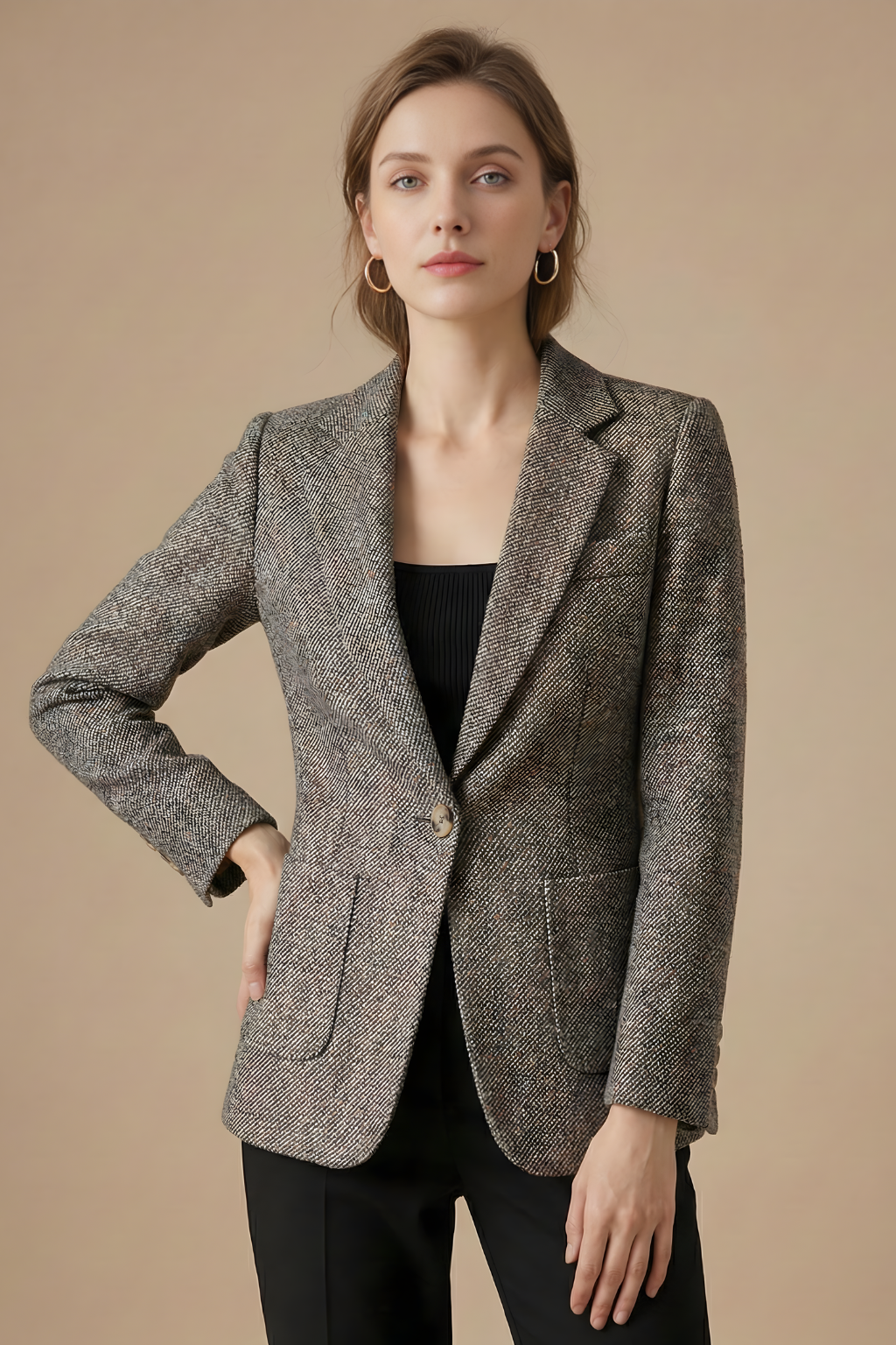 Women’s Tailored Single-Button Blazer with Notched Lapels and Patch Pockets