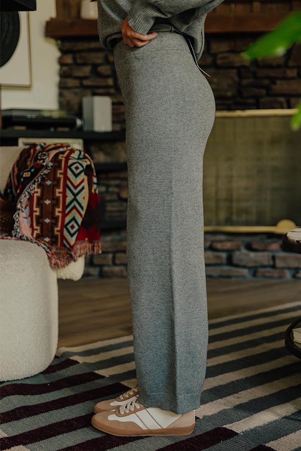 Women's Relaxed Straight Knit Pants with Ribbed Hemlines and Elastic Waistband