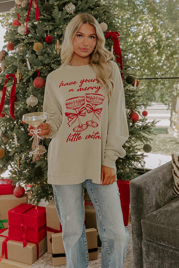 Holiday Cocktail Graphic Sweatshirt with Crew Neck and Long Sleeves, Boxy Fit