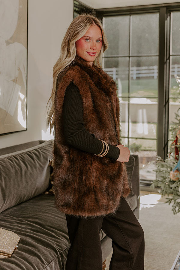 Midnight In France Faux Fur Vest in Chestnut