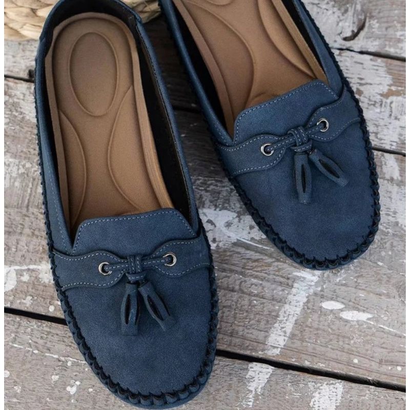 Memory Foam Loafers with Contoured Arch Support and Bow Detail