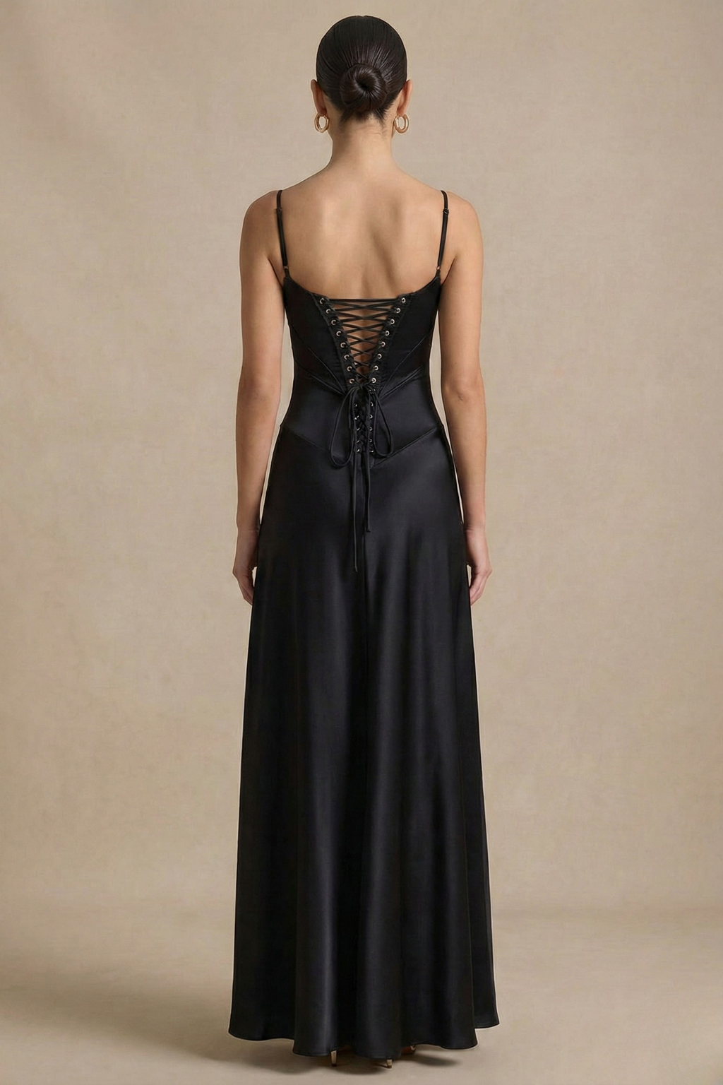 Elegant Spaghetti Strap Maxi Dress with Sculpted Bodice