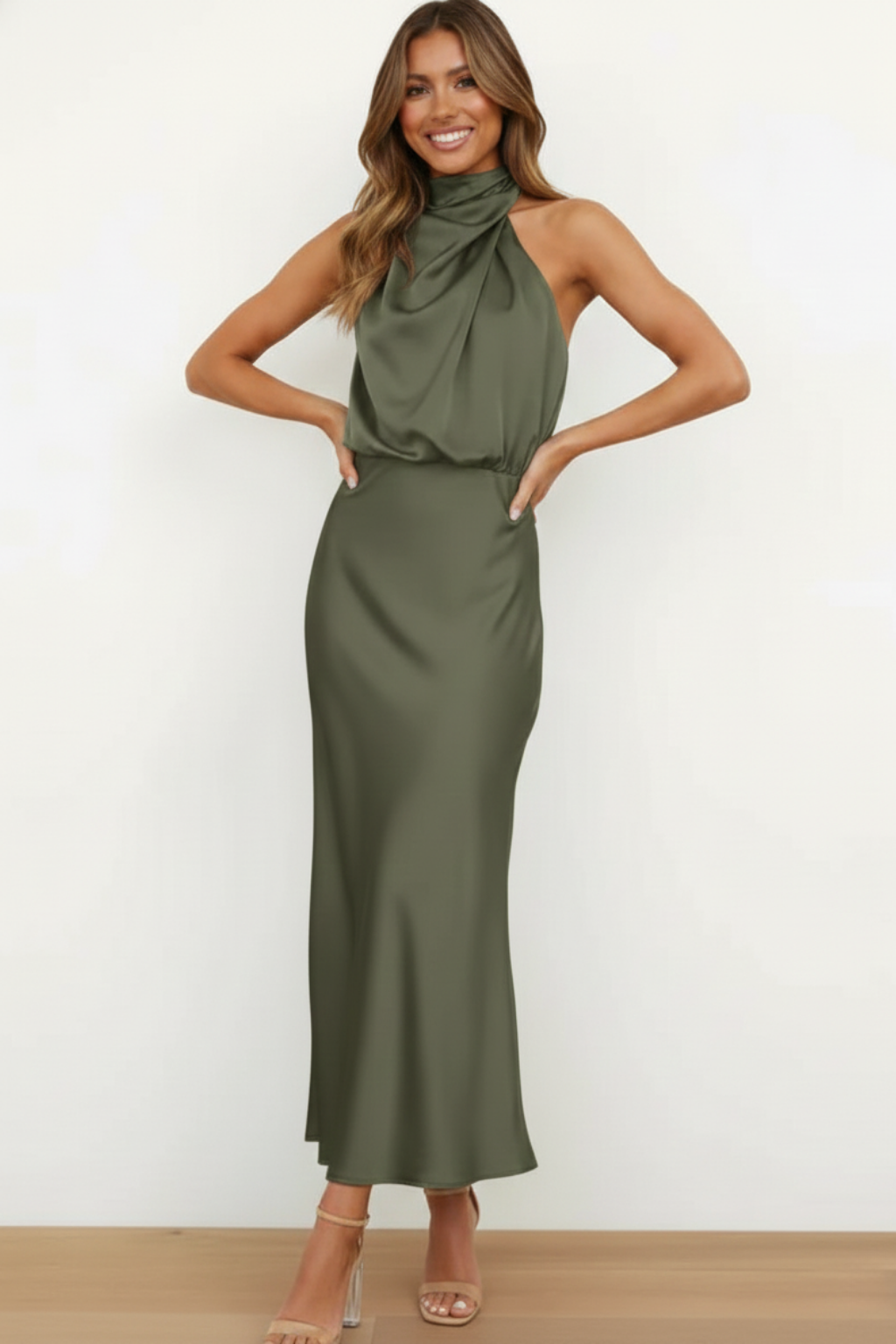 Women’s High-Neck Draped Maxi Dress – Elegant Halter Silhouette