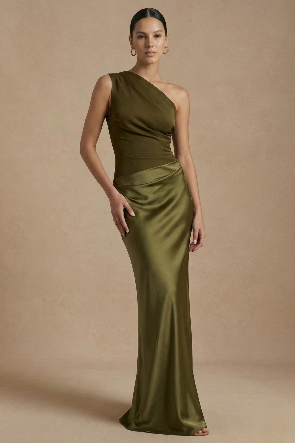 Women’s Elegant One Shoulder Pleated Maxi Dress with Sculpted Silhouette
