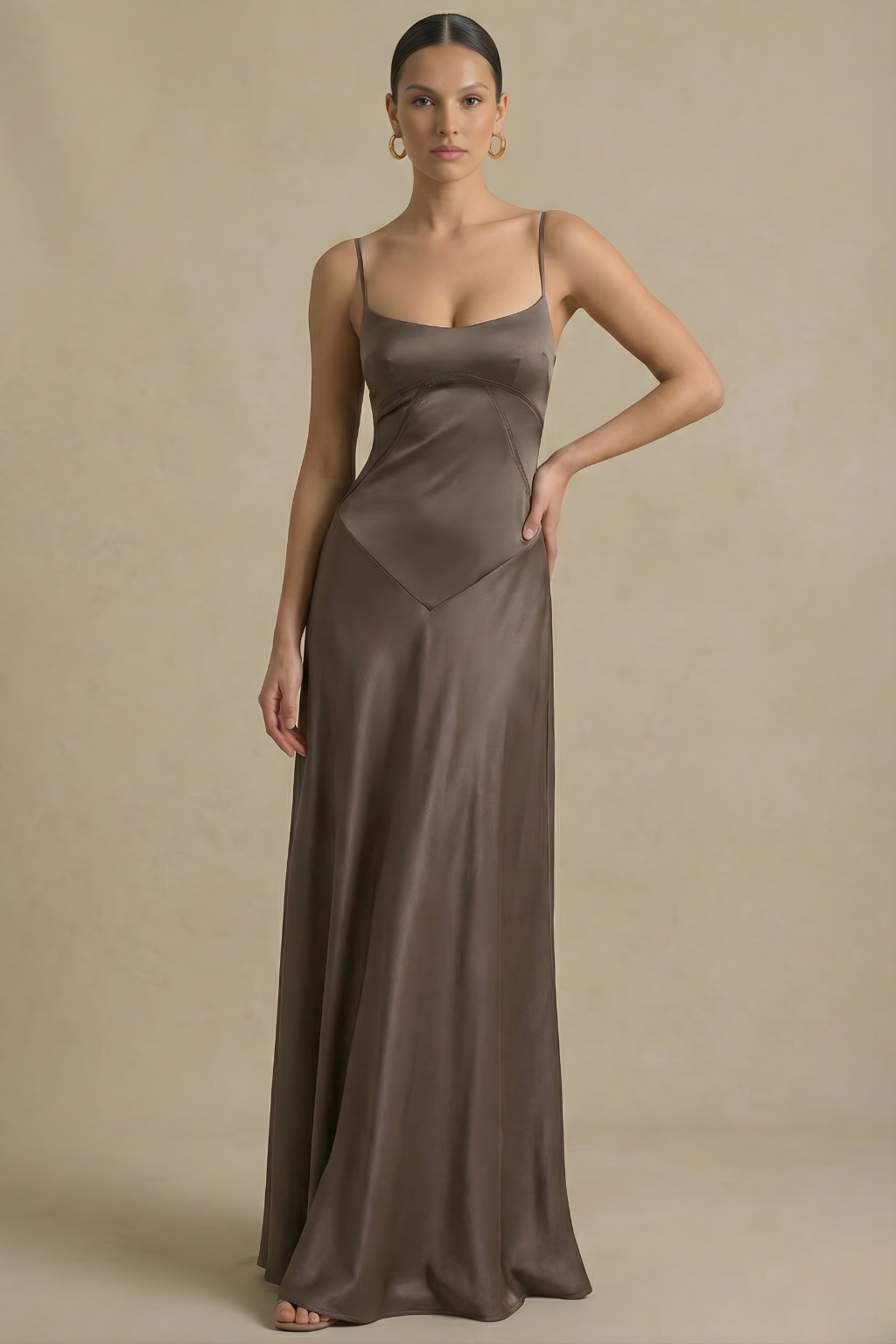 Elegant Spaghetti Strap Maxi Dress with Sculpted Bodice