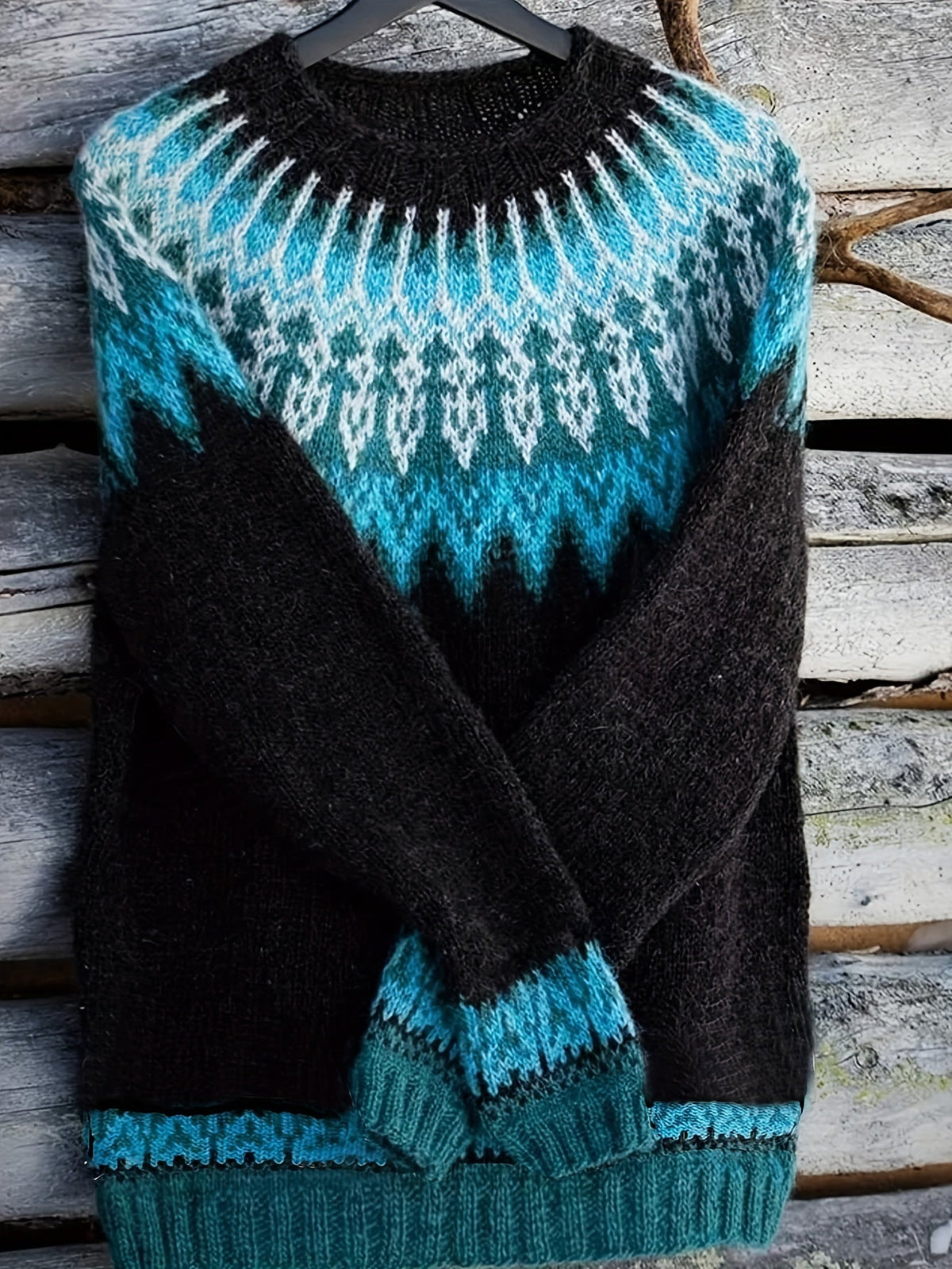 Chunky Knit Sweater with Jacquard Weave Pattern and Round Neck, Hip Length