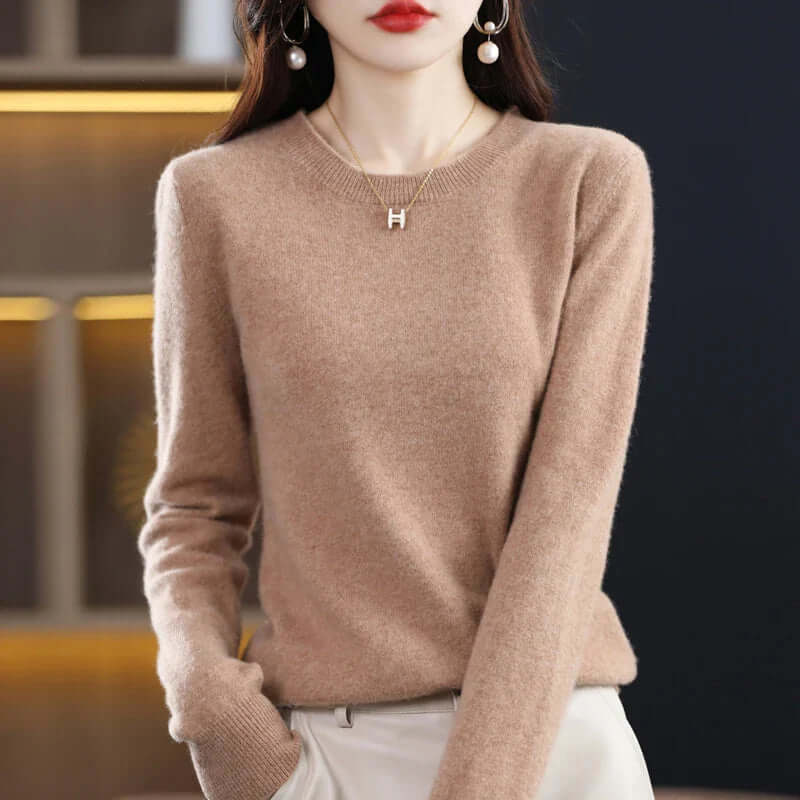 Knitted Pullover Sweater with Soft Fabric and Natural Insulation, Fitted Silhouette