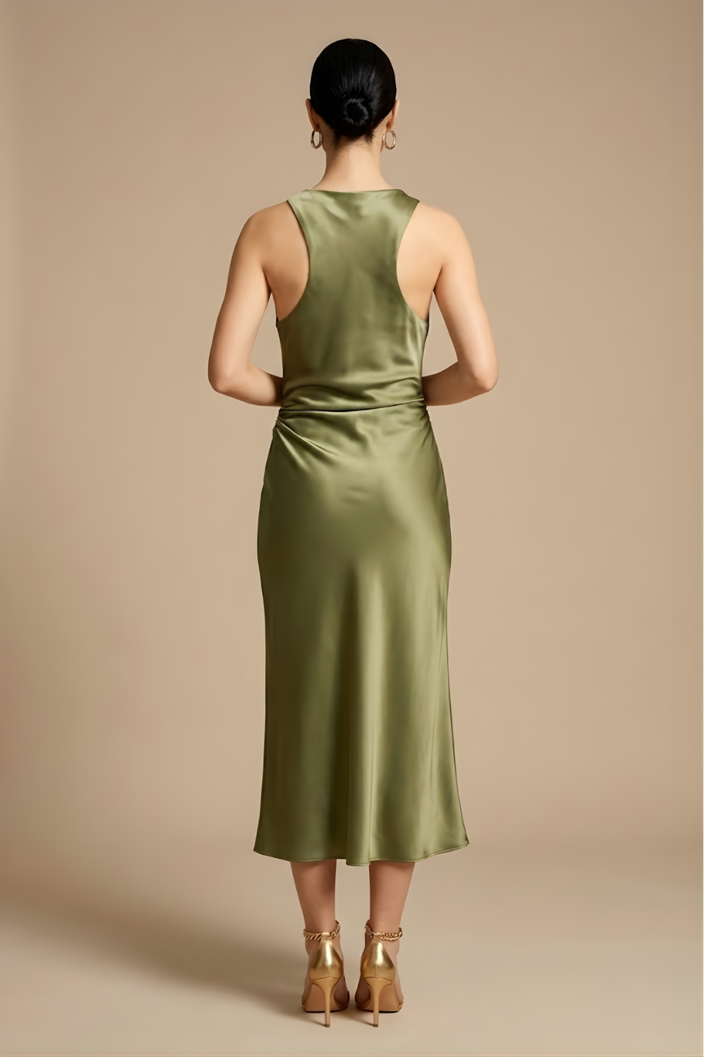 Women’s Elegant Sleeveless Midi Dress with Draped Neckline for Evening Occasions