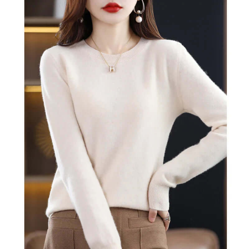Knitted Pullover Sweater with Soft Fabric and Natural Insulation, Fitted Silhouette
