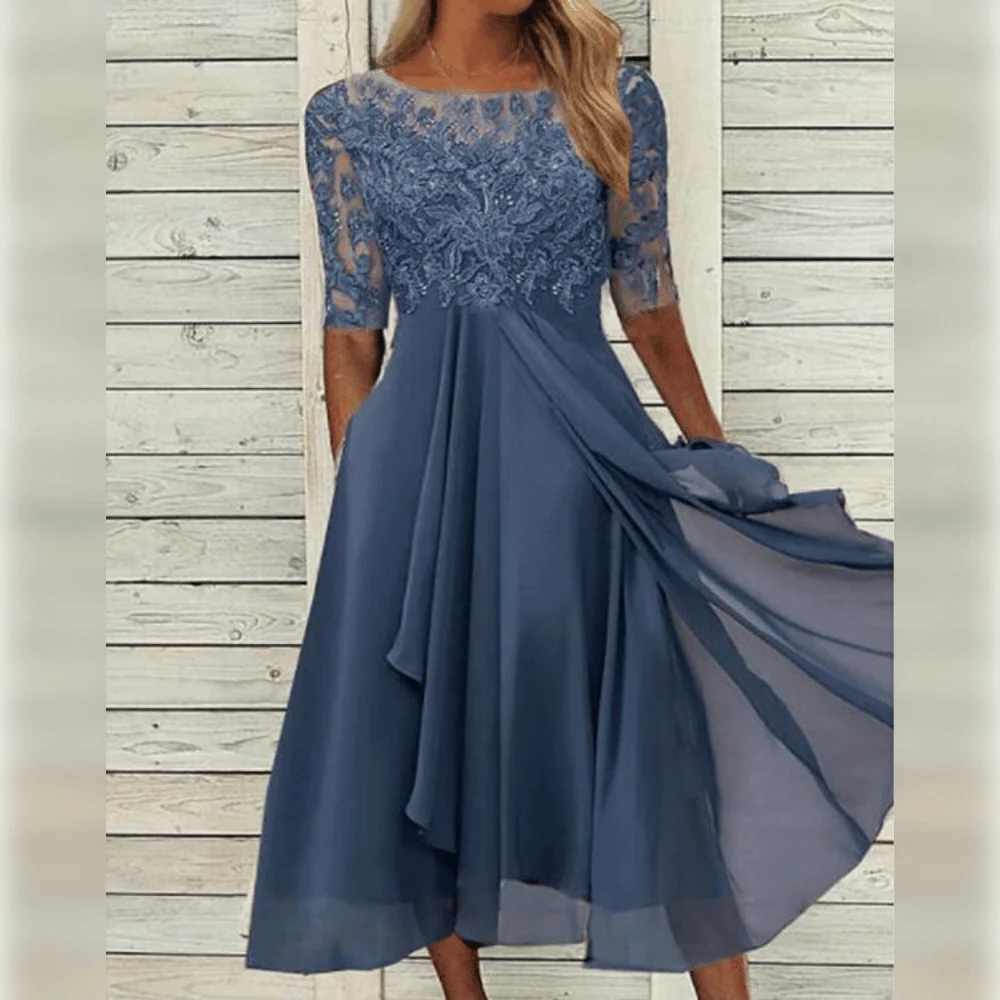 Elegant Dress with Body Conforming Fit for Weddings and Events