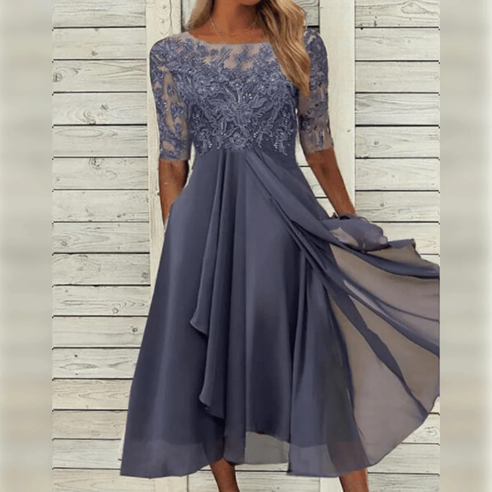 Elegant Dress with Body Conforming Fit for Weddings and Events