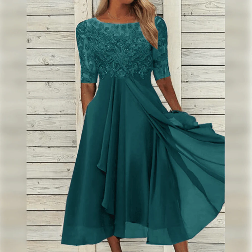 Elegant Dress with Body Conforming Fit for Weddings and Events