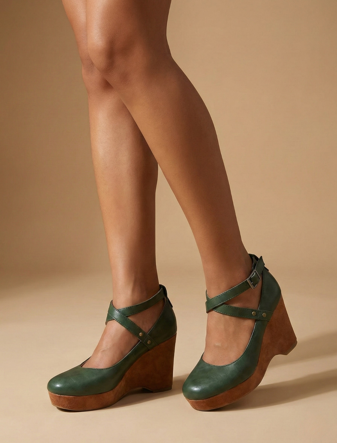 Women’s Chunky Platform Mary Jane Heels with Buckle Strap and Block Heel