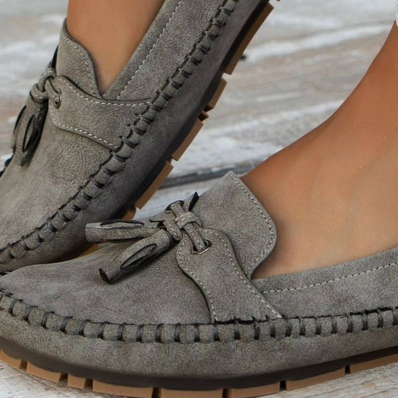 Memory Foam Loafers with Contoured Arch Support and Bow Detail