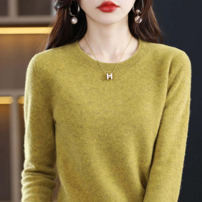 Knitted Pullover Sweater with Soft Fabric and Natural Insulation, Fitted Silhouette