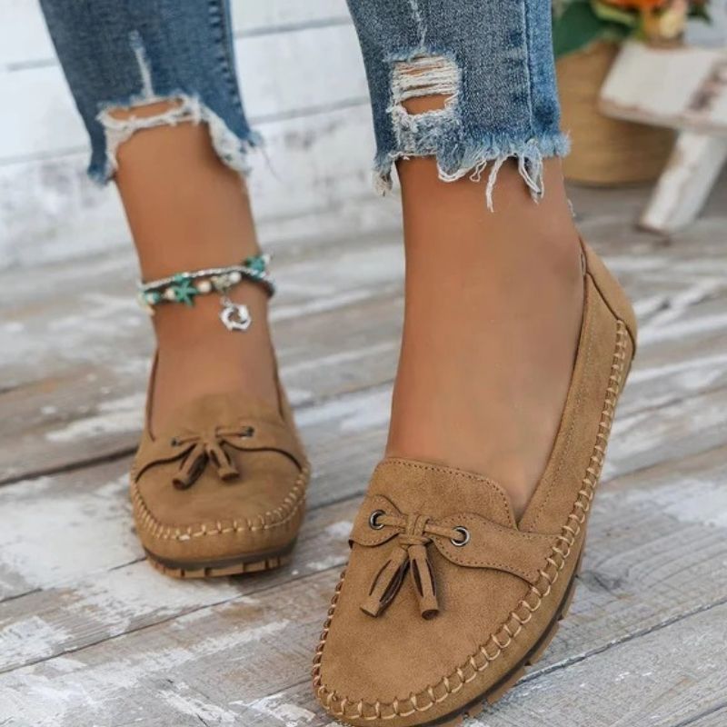 Memory Foam Loafers with Contoured Arch Support and Bow Detail