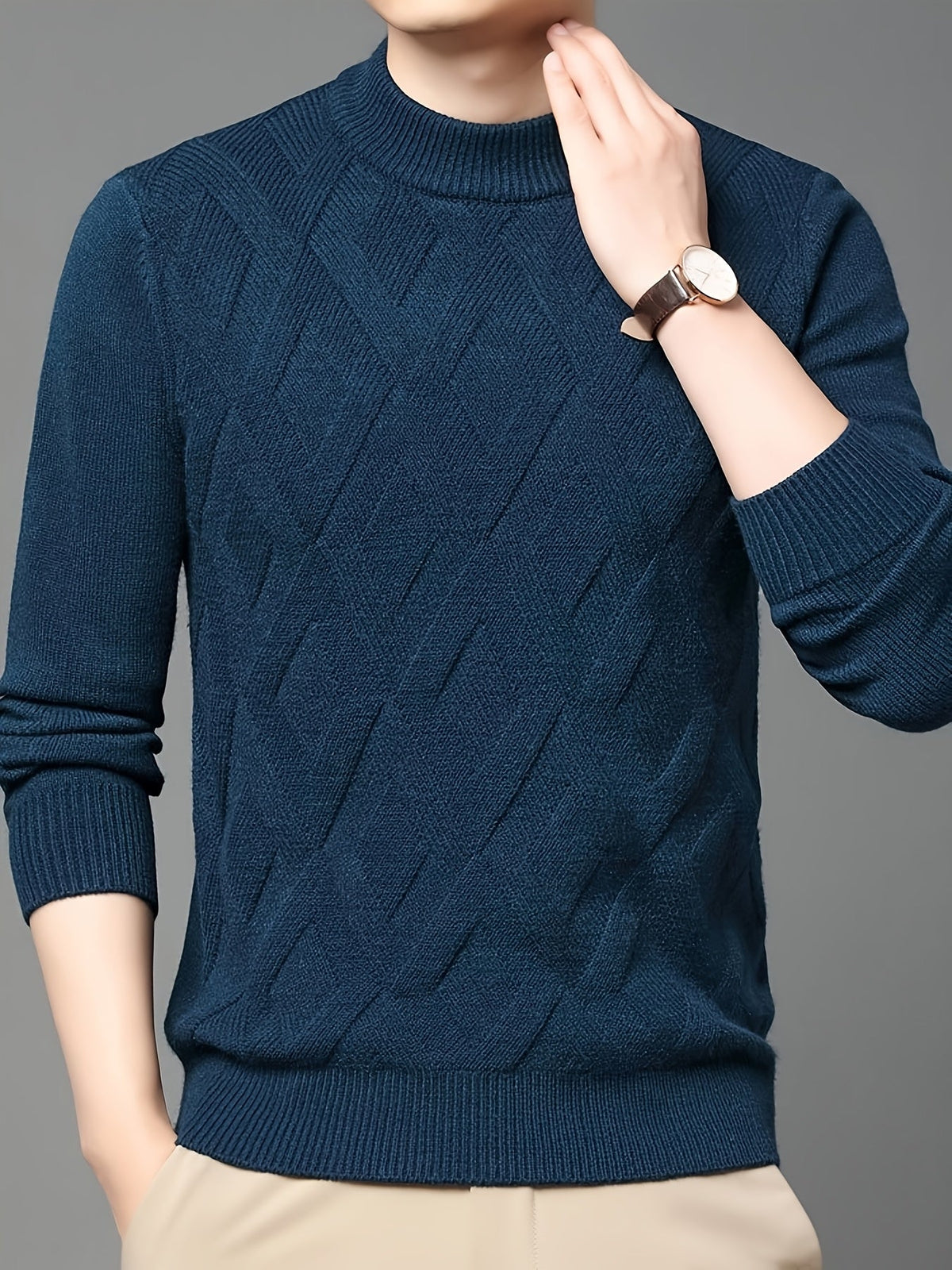 Close Fit Mock Neck Sweater with Diagonal Knit and Ribbed Cuffs