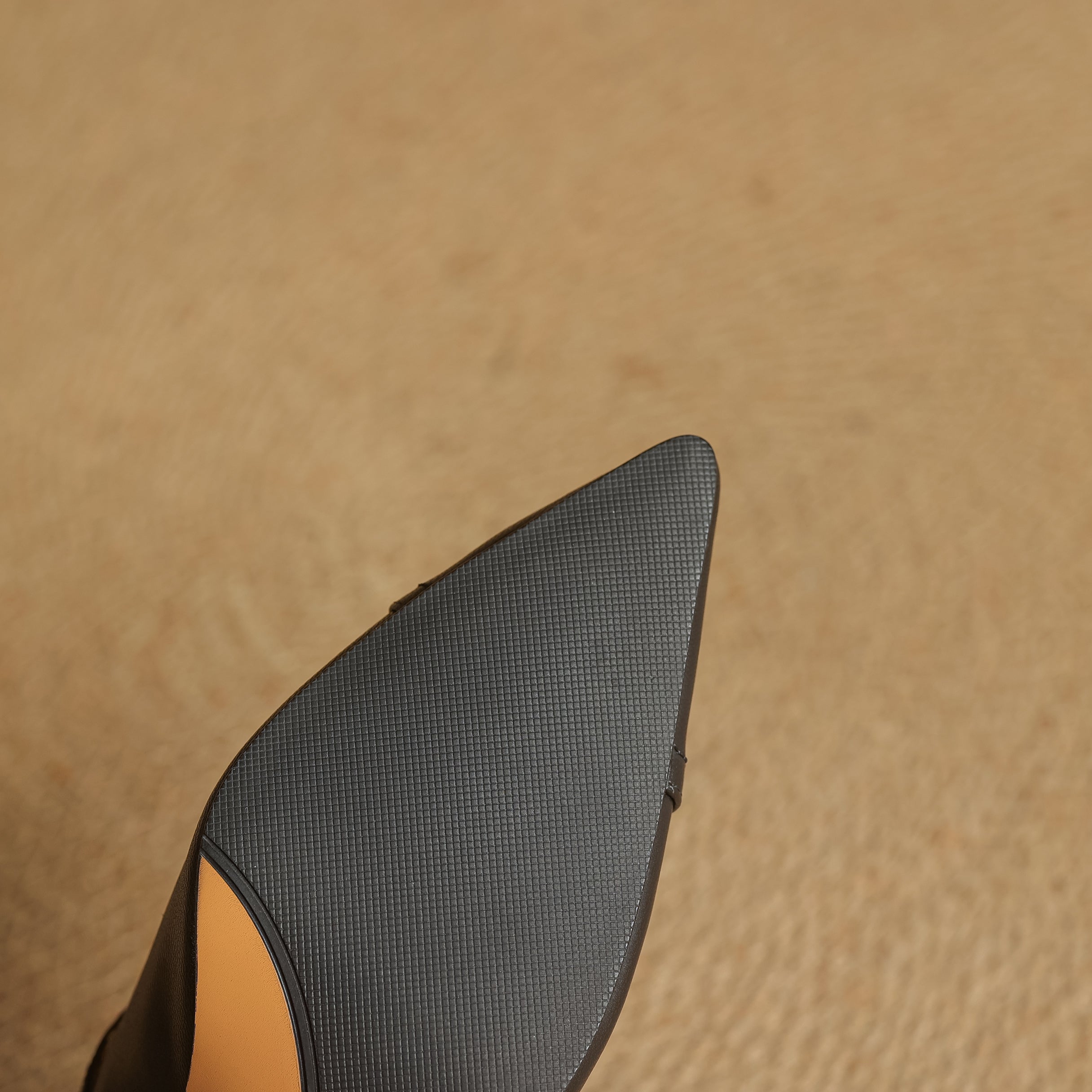 Women’s Pointed Toe Heels with T-Bar Strap and Slim Heel