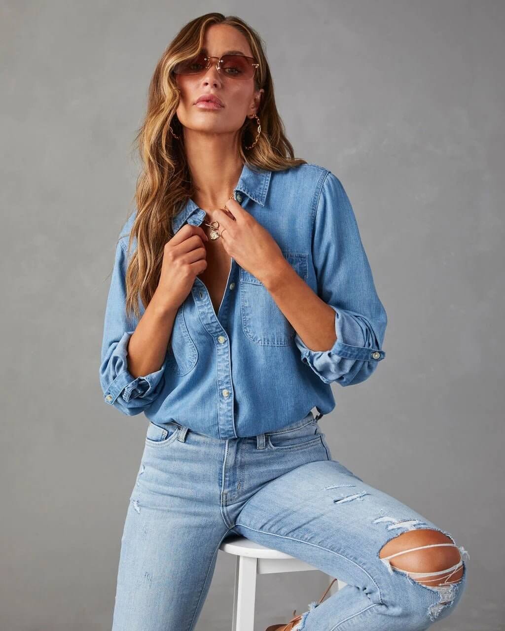 Damen Oversized Denim-Hemd – langärmliges Design mit Knopfleiste und Brusttaschen