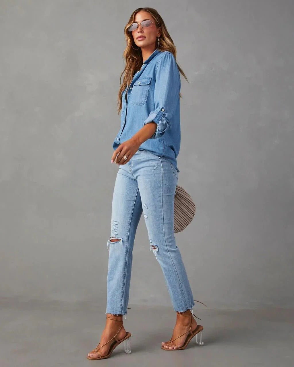 Damen Oversized Denim-Hemd – langärmliges Design mit Knopfleiste und Brusttaschen