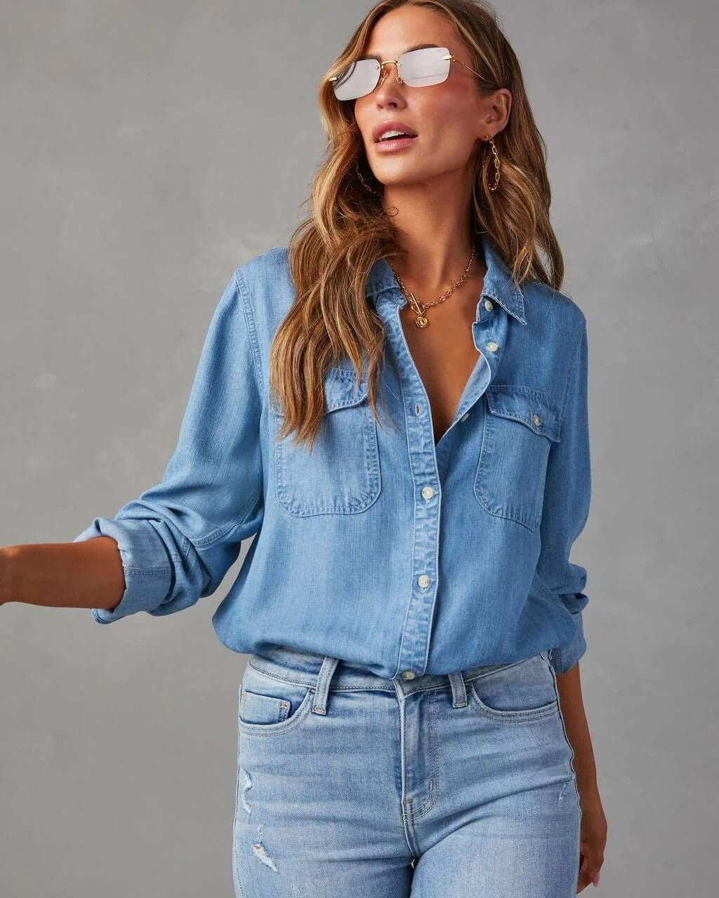 Damen Oversized Denim-Hemd – langärmliges Design mit Knopfleiste und Brusttaschen