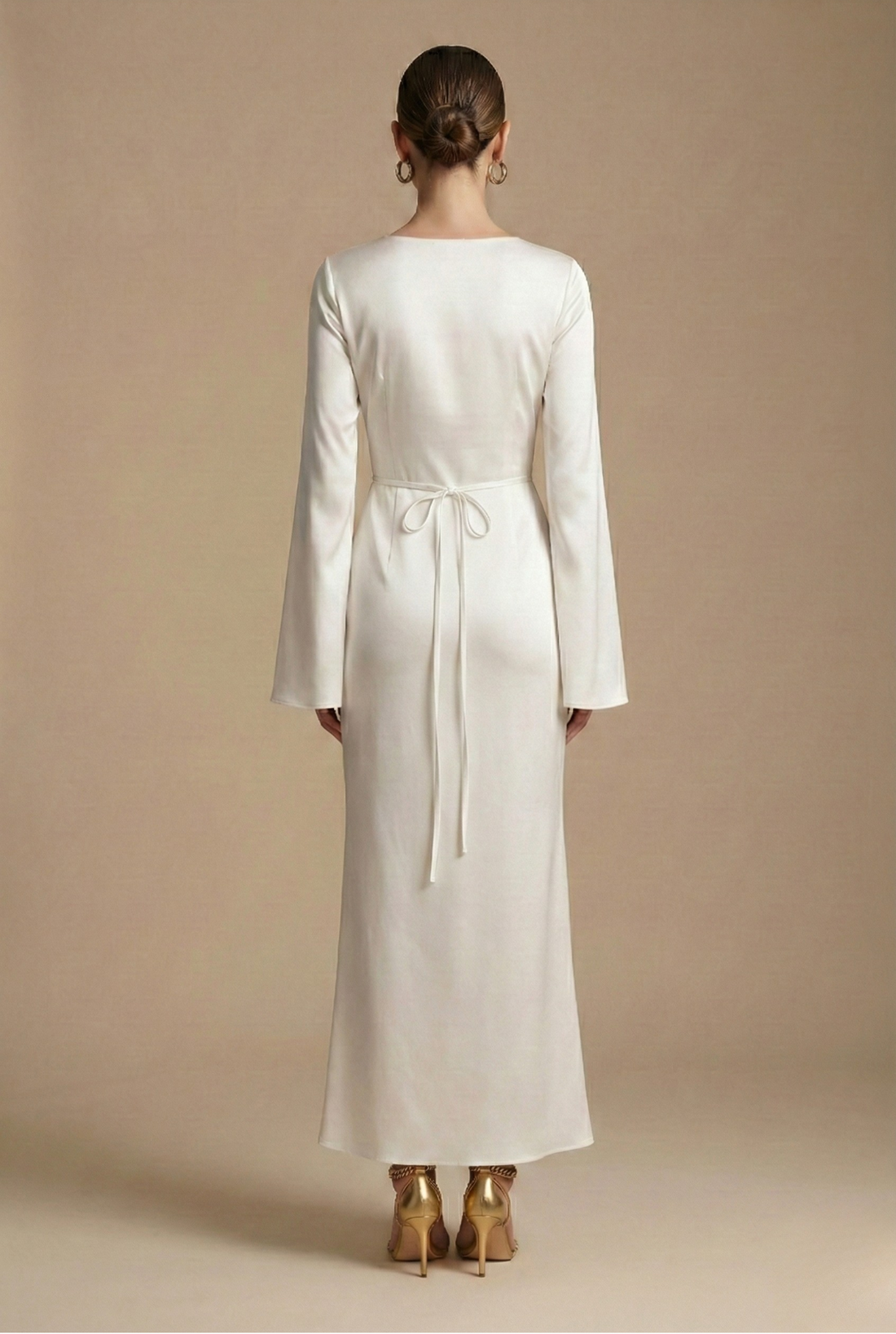 Γυναικείο Μακρύ Φόρεμα με Μακριά Μανίκια, Στρογγυλή Λαιμόκοψη και Ζώνη στη Μέση