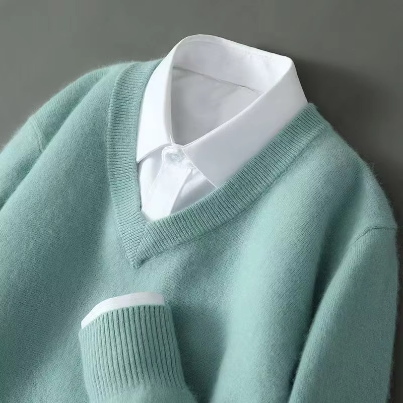 V Neck Pullover Sweater with Relaxed Fit and Knit Blend, S-3XL