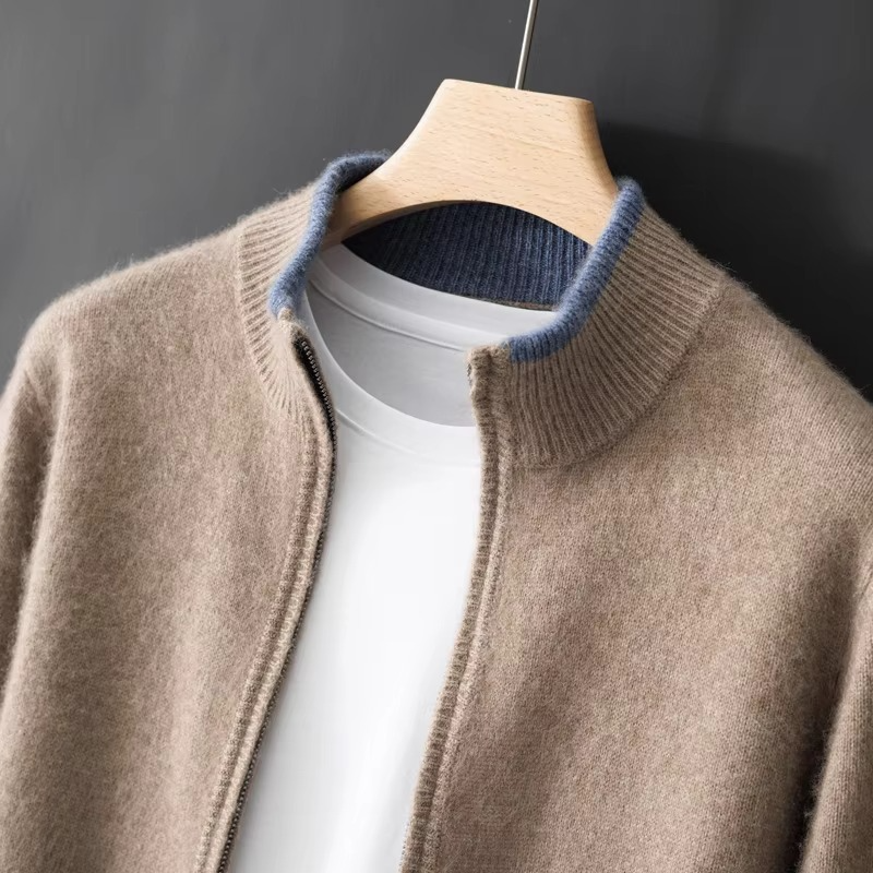 Men's Zip Cardigan Sweater with Loose Shoulder Fit and Knit Fabric for Autumn Winter