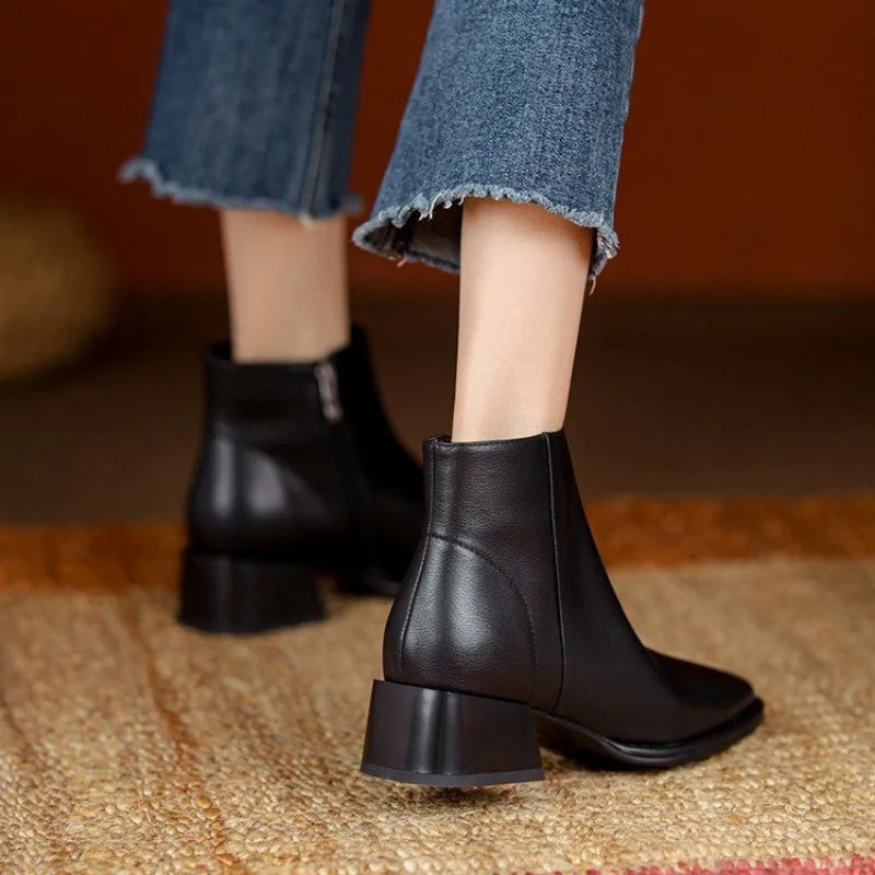 Women’s Ankle Boots with Chunky Heel and Side Zip