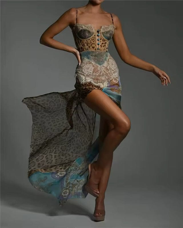 Women’s Elegant Sleeveless Animal Print Maxi Dress with Sculpted Silhouette