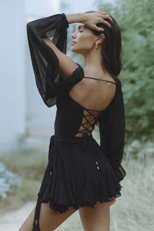 Damen-Wickel-Minikleid mit langen, transparenten Ärmeln und Bindeband in der Taille