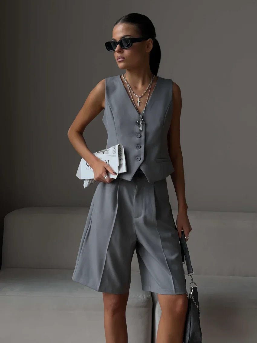 Women's Button Front V Neck Sleeveless Vest Wide Leg Shorts Set
