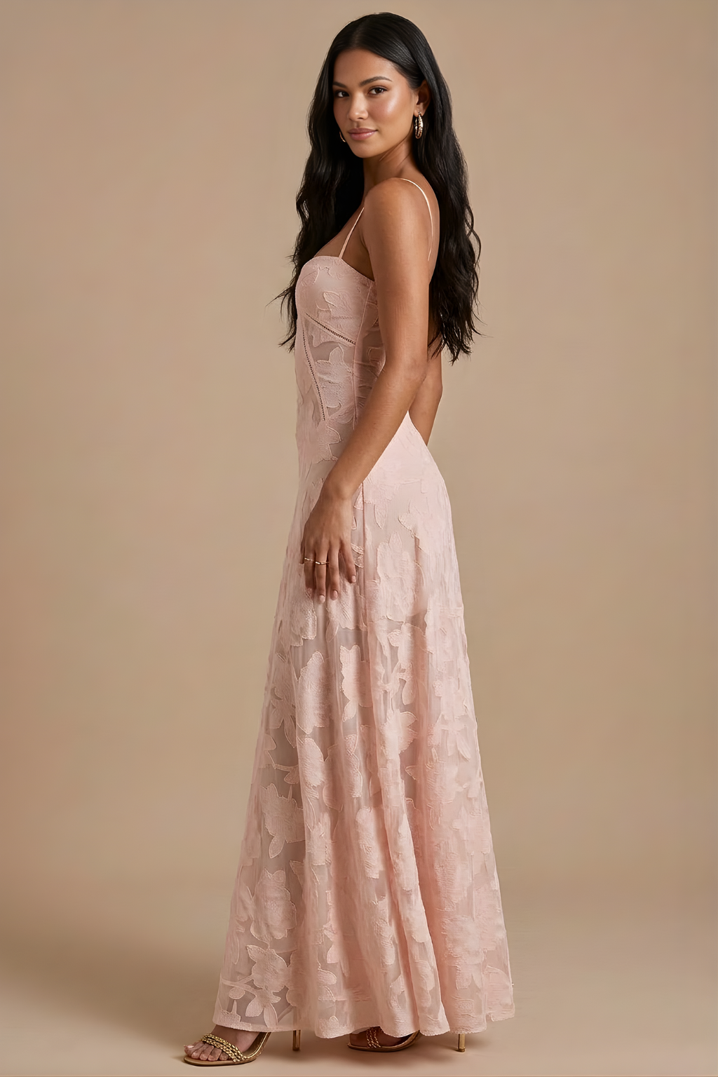 Abito Maxi Donna in Pizzo con Spalline Sottili e Corsetto con Allacciatura sulla Schiena