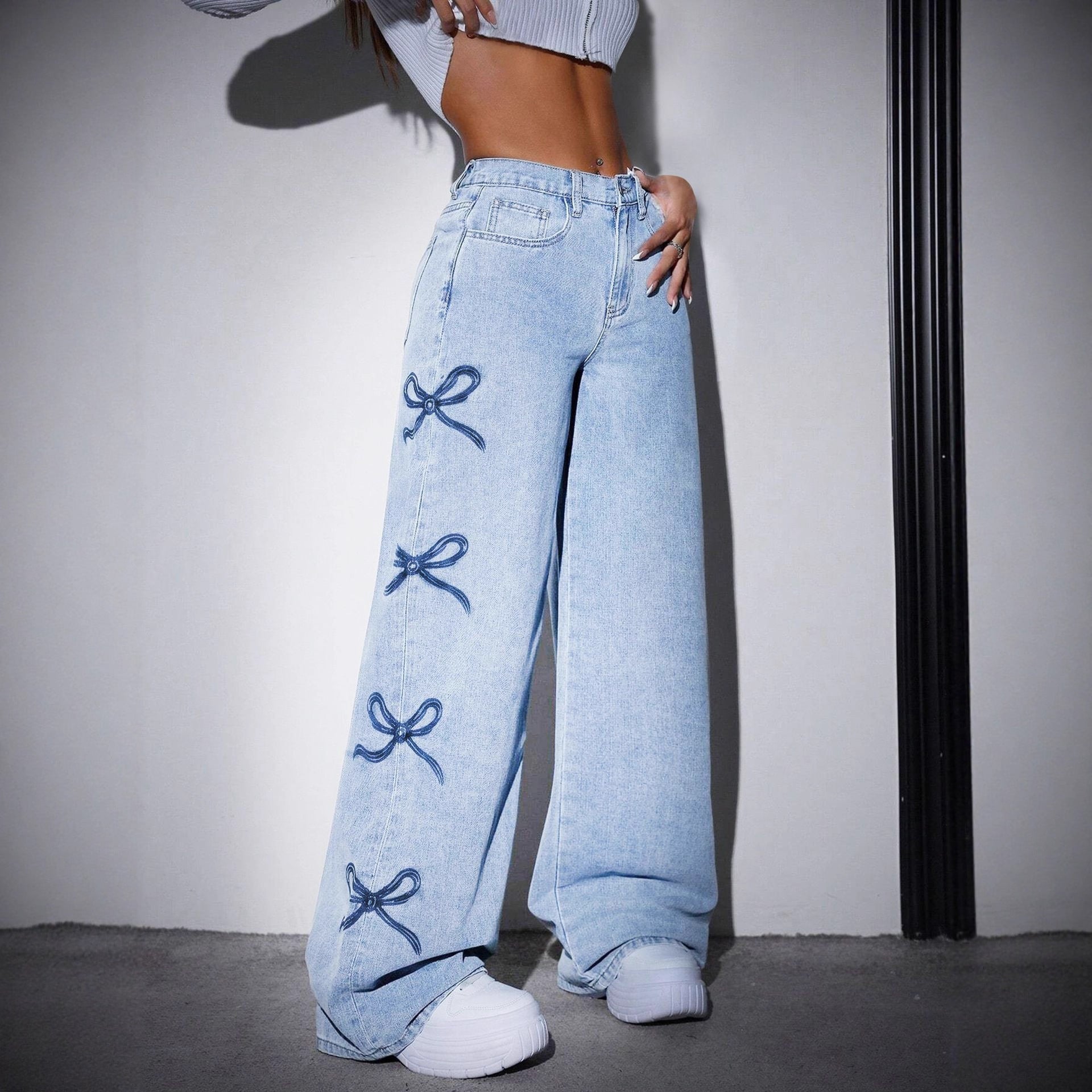 Women's High Waist Wide Leg Jeans - Bow Embroidery Detail - Button Fly