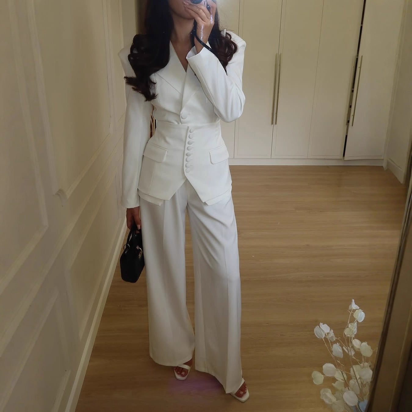 Women's Notched Lapel Blazer Wide Leg Pant Suits Set - Side Button Style