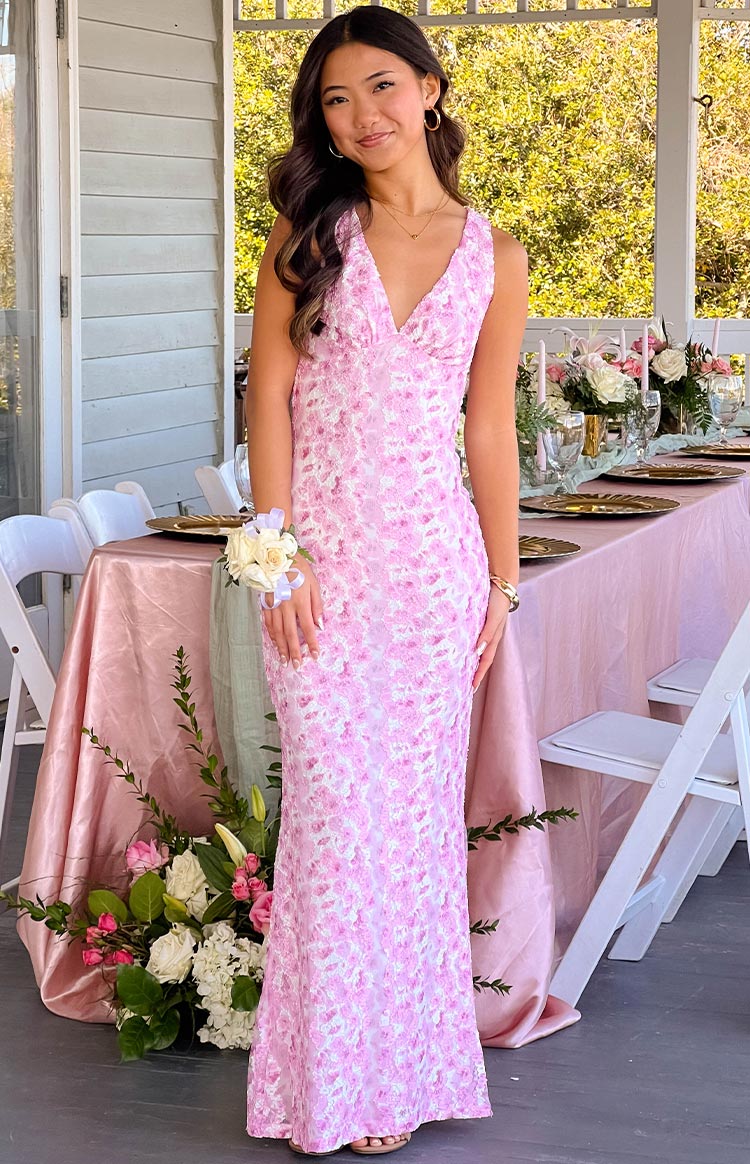 Women's Floral Lace Maxi Dress - V-Neck Open Back - Wedding Guest