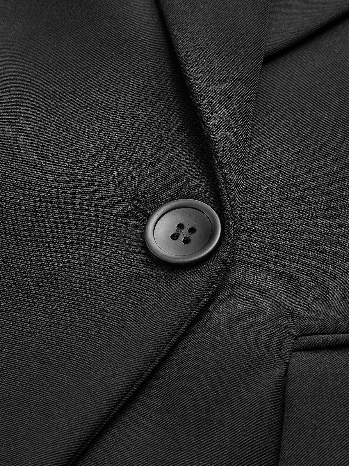 Tailored Blazer with Split Detail and Long Sleeves for Professional Wear