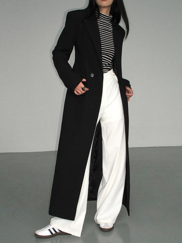 Tailored Blazer with Split Detail and Long Sleeves for Professional Wear