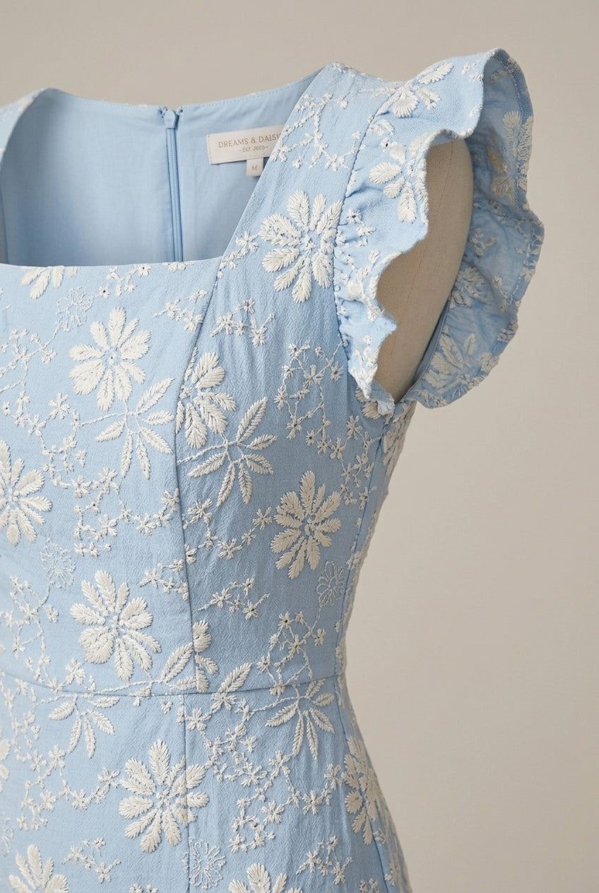 Women's Embroidered Square Neck Bodycon Midi Dress - Short Sleeves