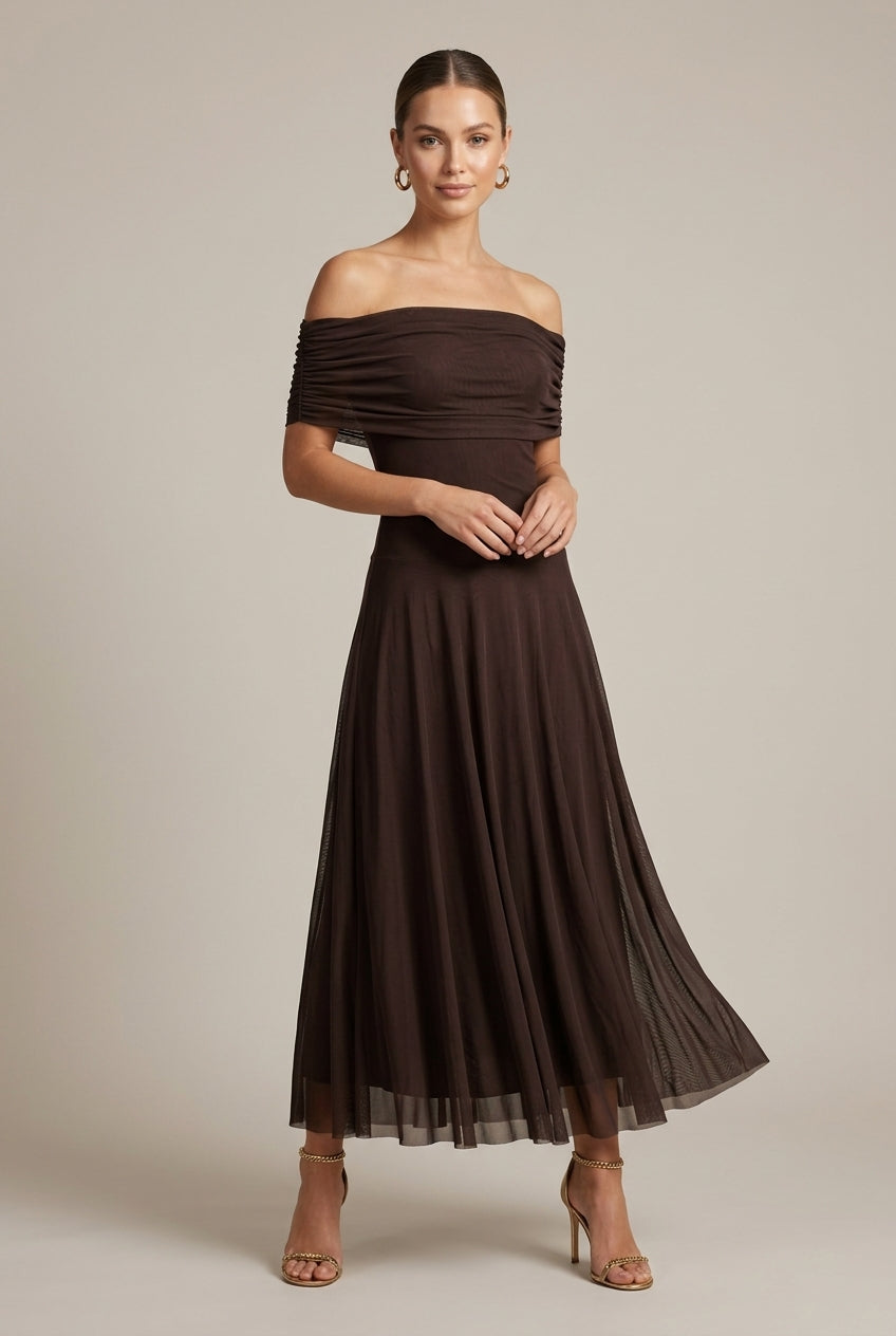 Women's Coffee Off-Shoulder Maxi Dress Ruched